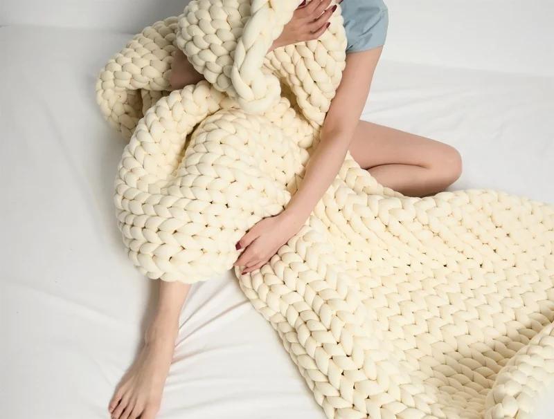 custom-chunky-knit-handmade-cotton-weighted-blanket