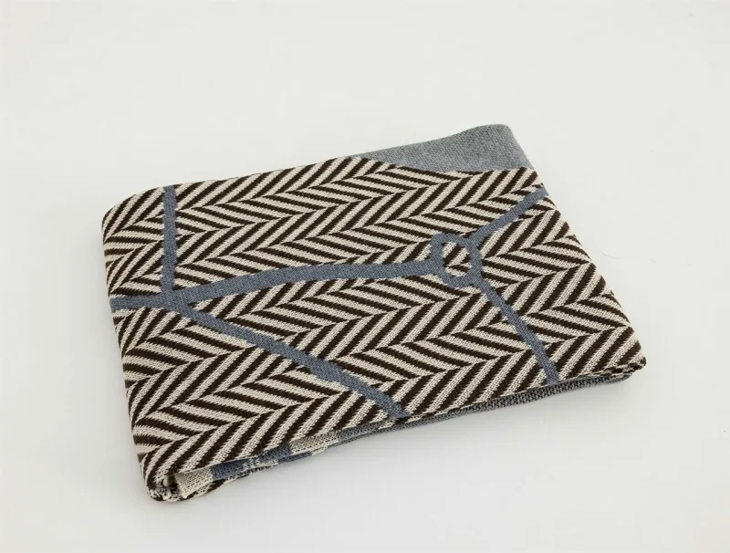 wool-blend-new-european-and-american-style-animal-delicate-knitted-throw-blanket-for-sofa-bed-travel-bk