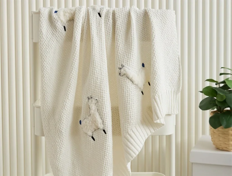 super-cozy-cute-sheep-jacquard-baby-knitted-throw-blanket-for-children-and-newborn-baby-blanket-sx