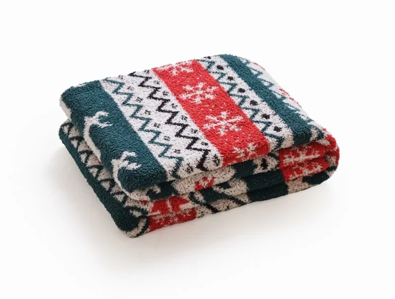 hot-selling-custom-christmas-100-polyester-snowflakes-jacquard-knitted-throw-blanket-for-winter-christmas-home-decoration-xe