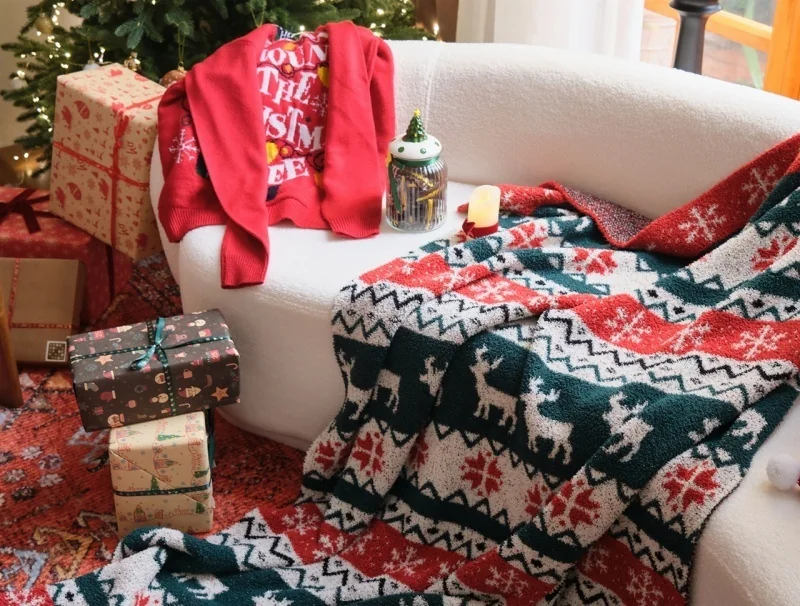 hot-selling-custom-christmas-100-polyester-snowflakes-jacquard-knitted-throw-blanket-for-winter-christmas-home-decoration-xe