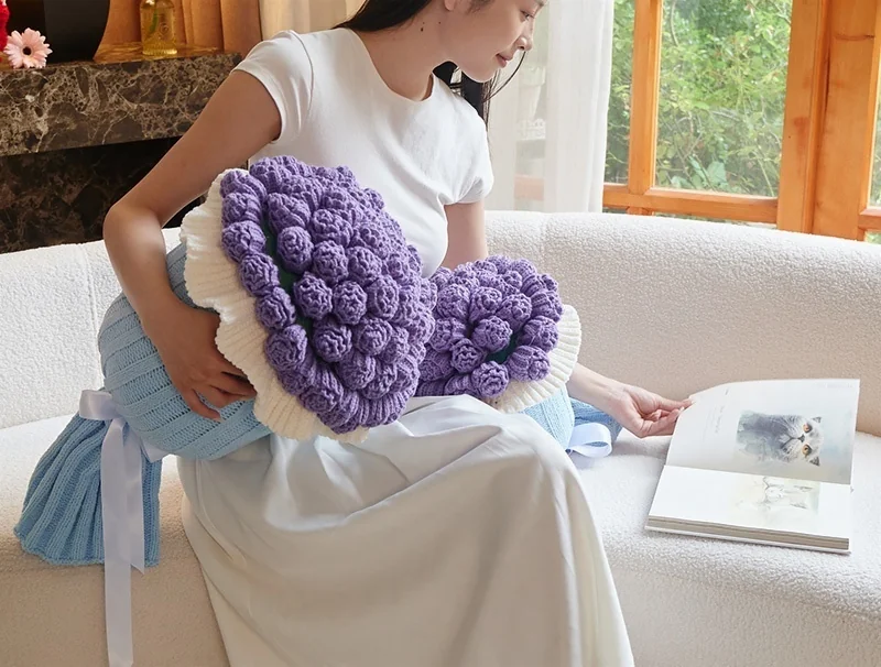 brand-new-bouquet-blanket-as-a-gift-knitted-pillow-made-of-100-polyester-for-high-quality-home-decoration-xh