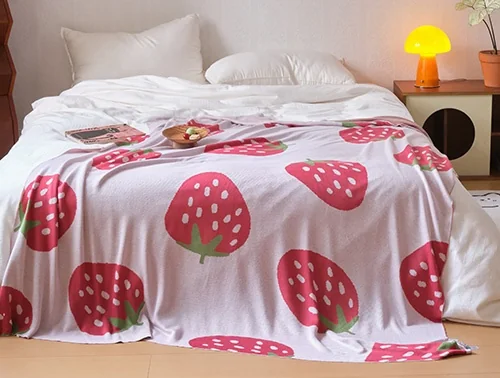 oeko-tex-factory-direct-bamboo-strawberry-pattern-jacquard-knit-throw-blanket-for-baby-adults-with-cool-hand-feeling-tm