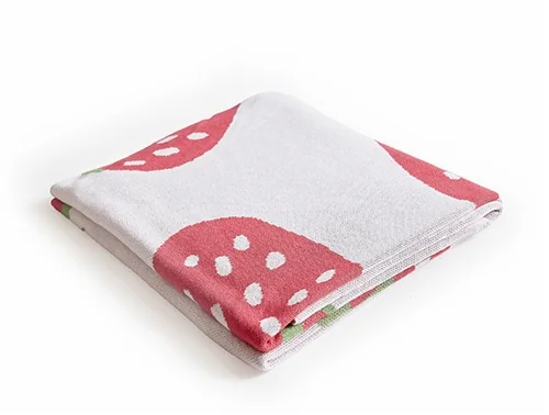 oeko-tex-factory-direct-bamboo-strawberry-pattern-jacquard-knit-throw-blanket-for-baby-adults-with-cool-hand-feeling-tm